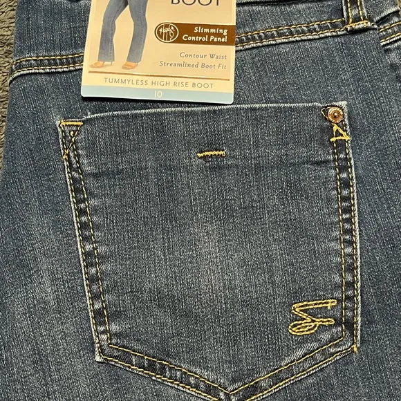 Seven7•Boot Cut High Rise Jeans