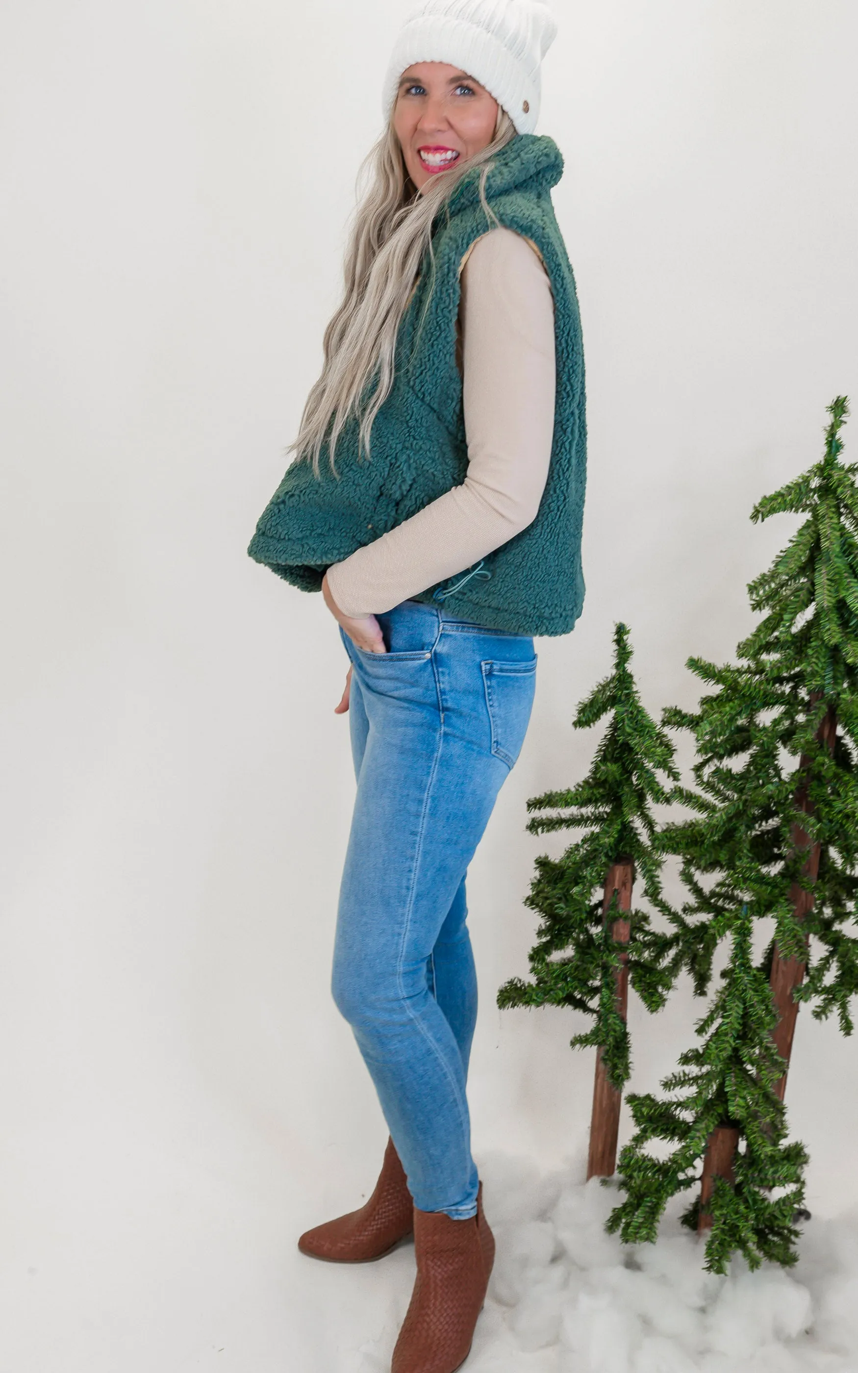 Sherpa Half Zip Sleeveless Sweater | OLI & HALI (PREORDER)