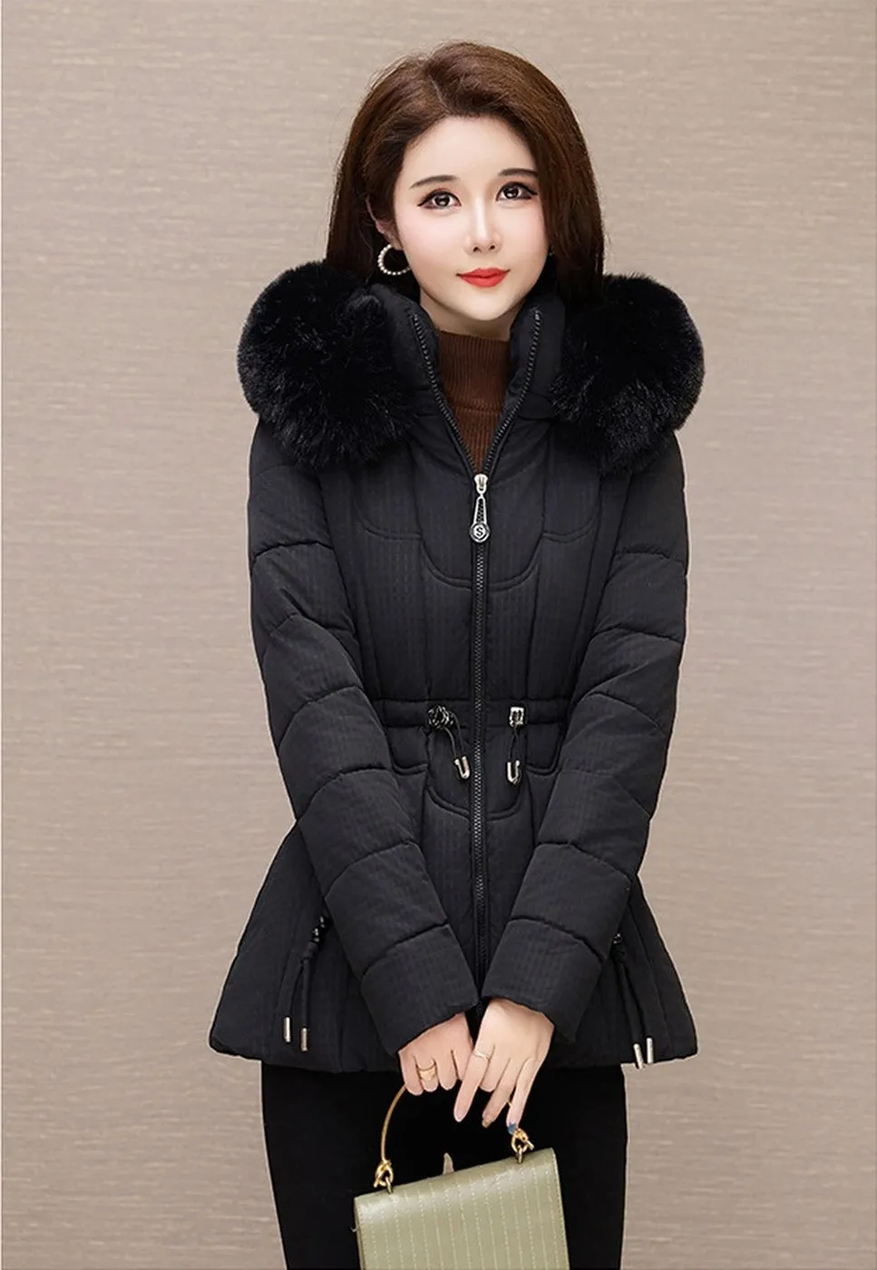 Stylish Water-Resistant Women's Puffer Coat with Faux Fur Collar