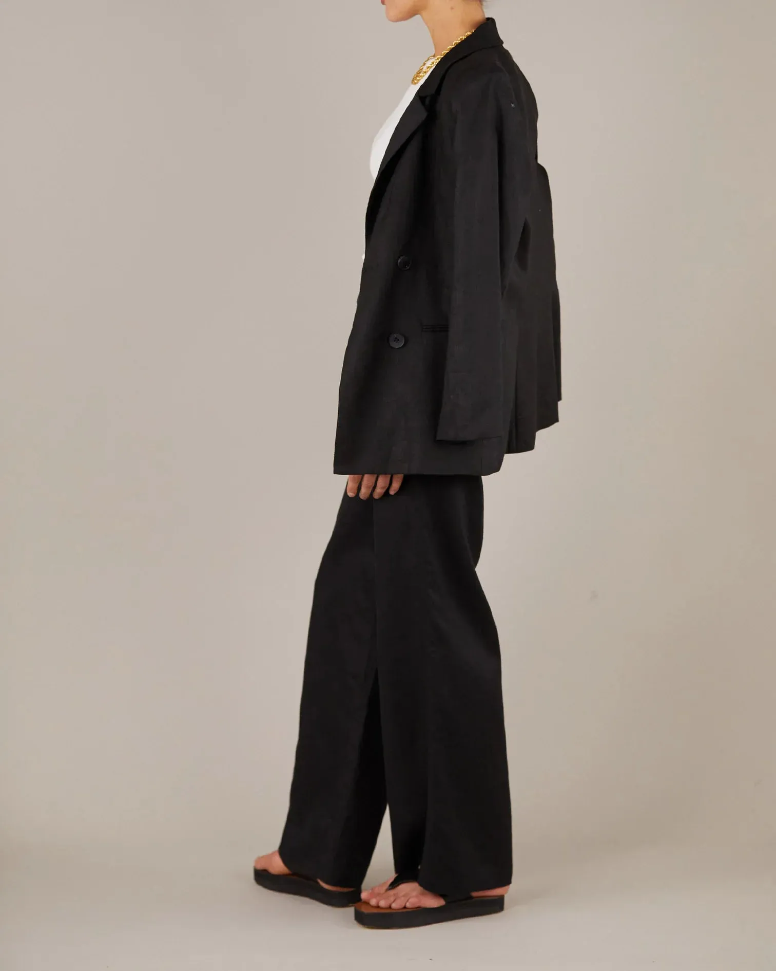 The Azure Linen Blazer - Black