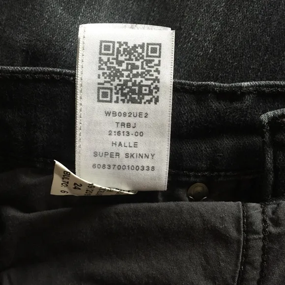 TRUE RELIGION Black Halle Mid Rise Skinny Jeans