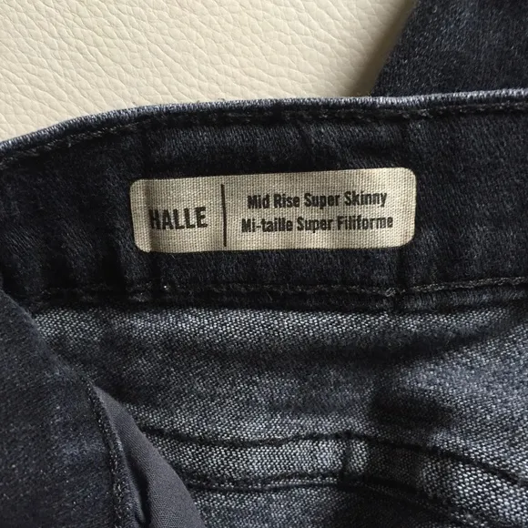 TRUE RELIGION Black Halle Mid Rise Skinny Jeans
