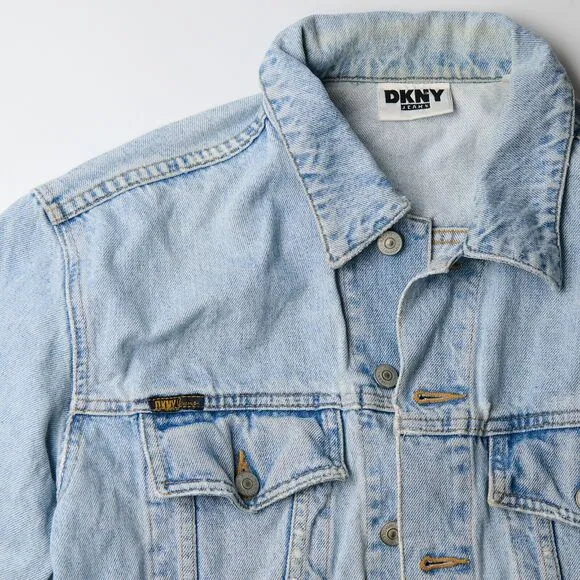 VTG DKNY Jean Jacket Women's M Blue Denim Button-Front 90s Y2K Light Wash Retro