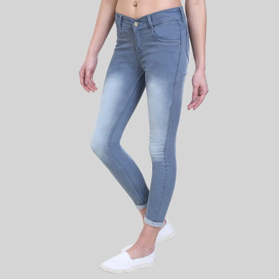 Women's Slim Fit Mid-Rise Light Fade Clean Look Streachable Jeans
