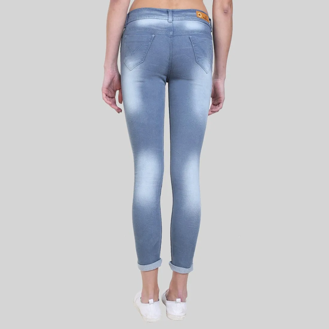 Women's Slim Fit Mid-Rise Light Fade Clean Look Streachable Jeans